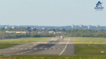 Thumbnail for Easter 🐰 Sunday LIVE at Birmingham Airport BHX ✈️ 20.04.2025 | Airport Action