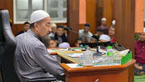 Thumbnail for 🔴 LiveUAI 14/02/2025 Kuliyyah Maghrib Ustaz Azhar Idrus | Masjid Kg. Pengkalan Setar | Ustaz Azhar Idrus Official