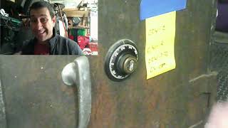 Thumbnail for Safe Cracking Tutorial - The Quick Crack