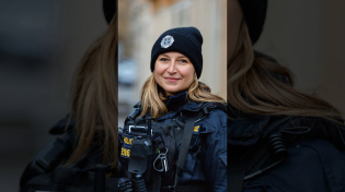 Thumbnail for So beautiful police woman in the Czech Republic❤️🇨🇿#police #streetphotography | Printographer1