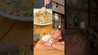 Thumbnail for TESTANDO RECEITAS DA INTERNET! (Salada de frutas com molho da @DanielaChoma) | CheffOtto