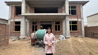 Thumbnail for PENGERJAAN MENGECOR DINDING RUMAH | YENNY DI CHINA